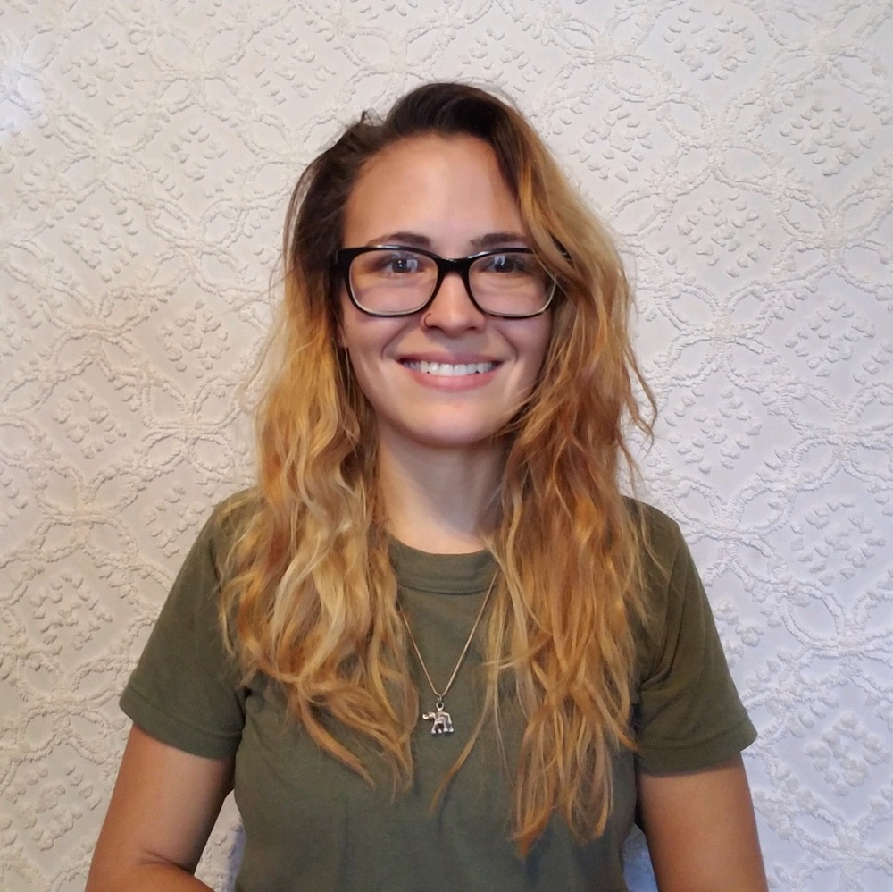 Meet your Posher, Janelle